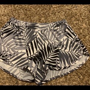 2 Pair of work out shorts